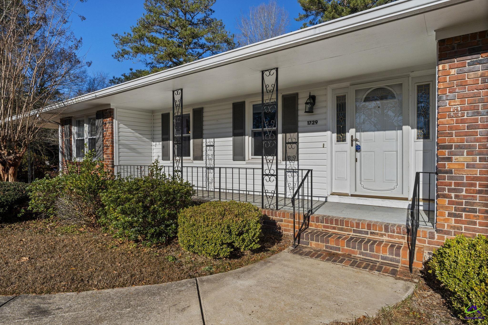 1729 Milton Way