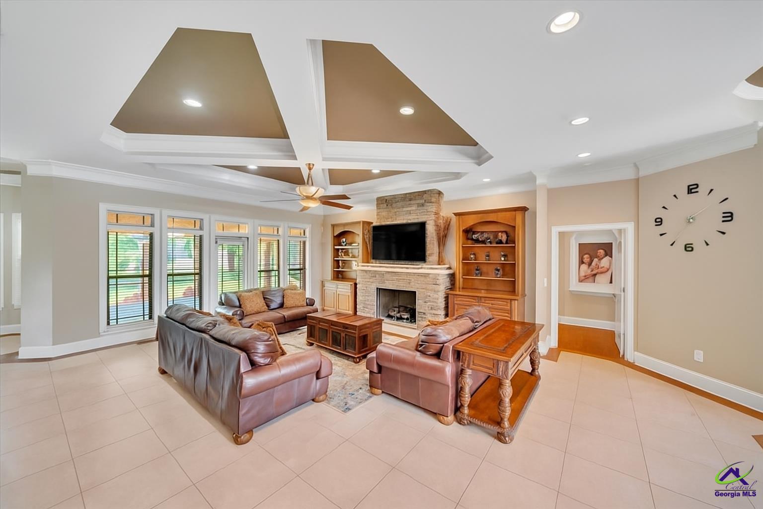 215 Little Hickory Drive