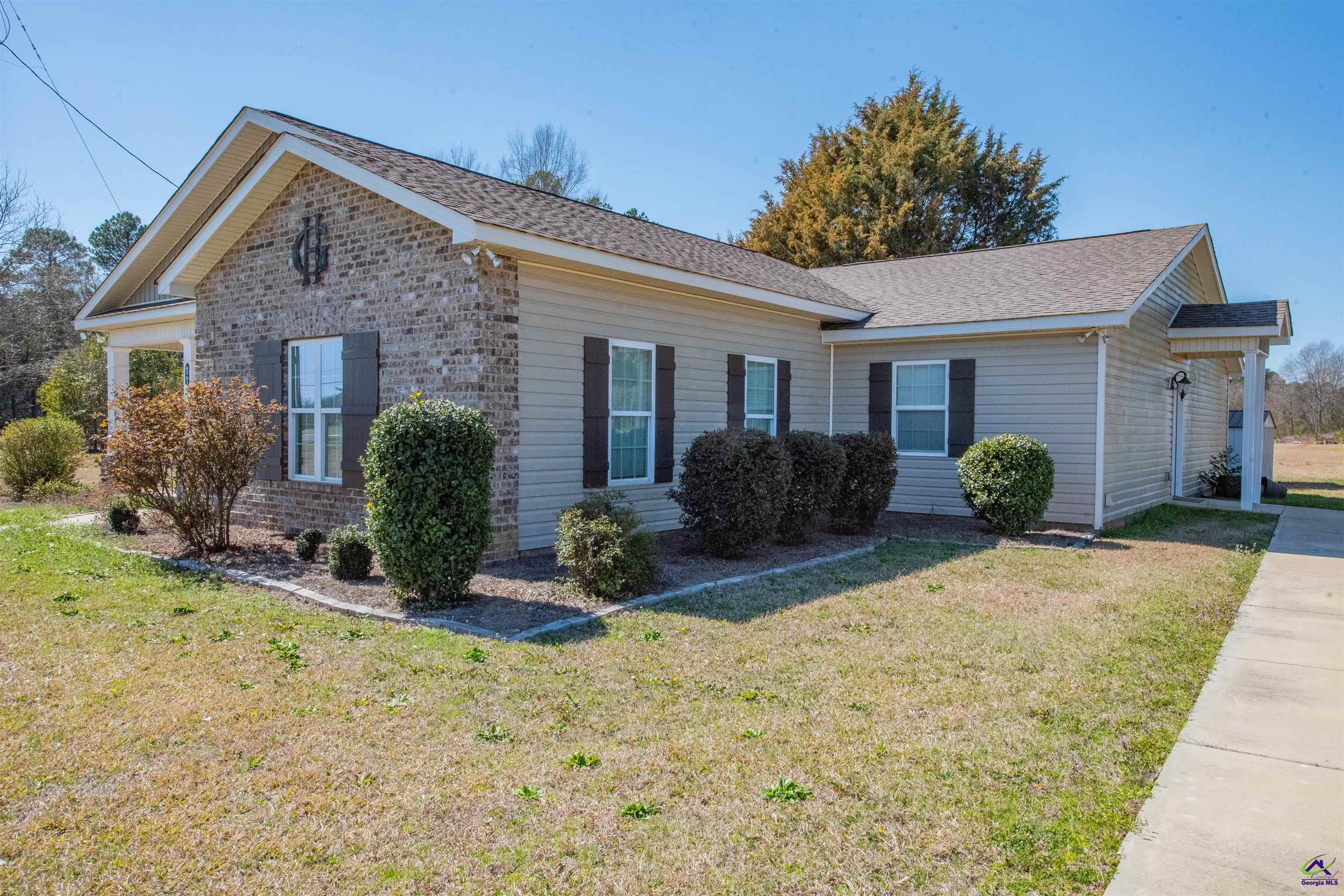 2107 N Hwy 41