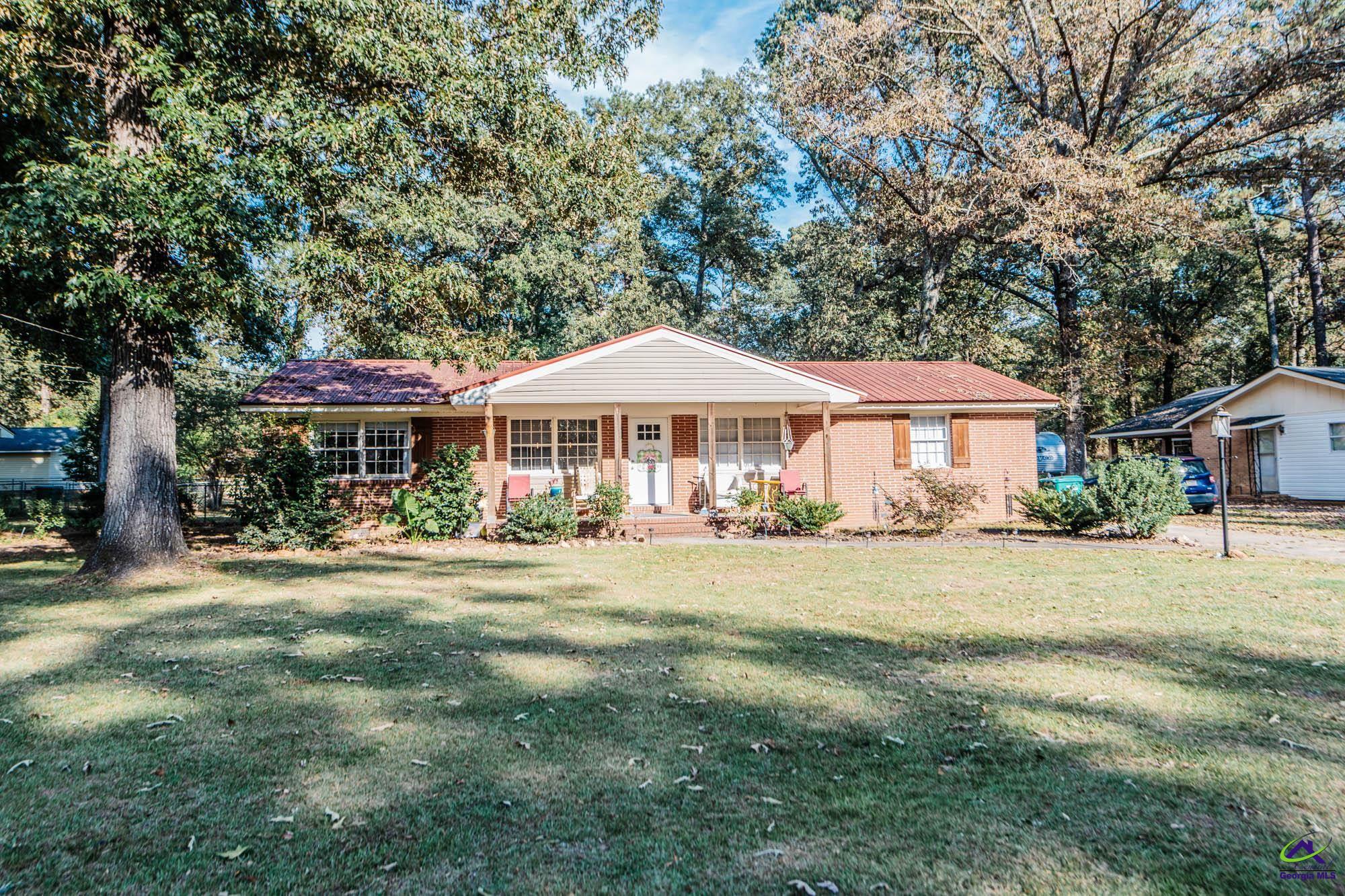 1028 Greenwood Drive