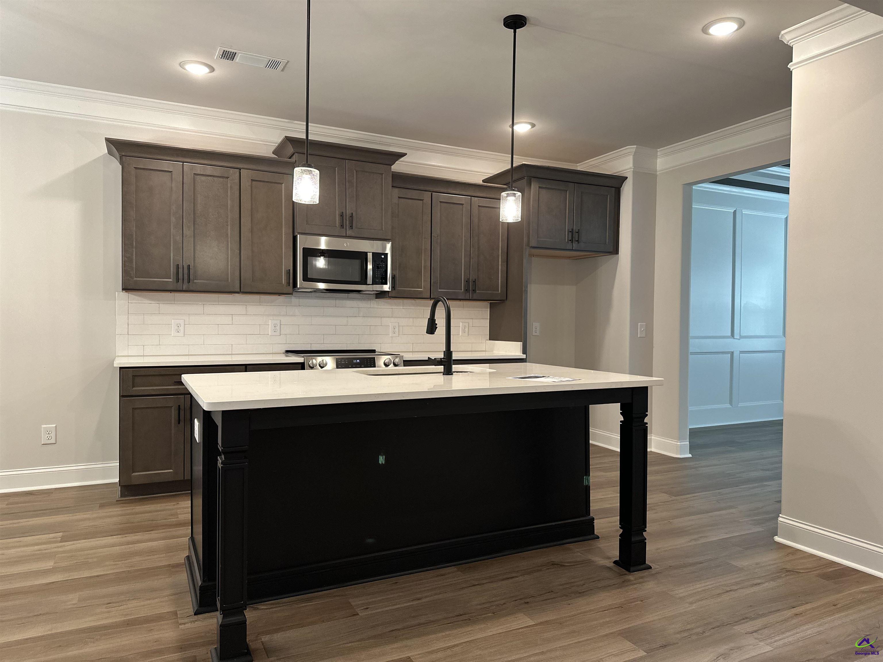 814 Harley Farms Drive