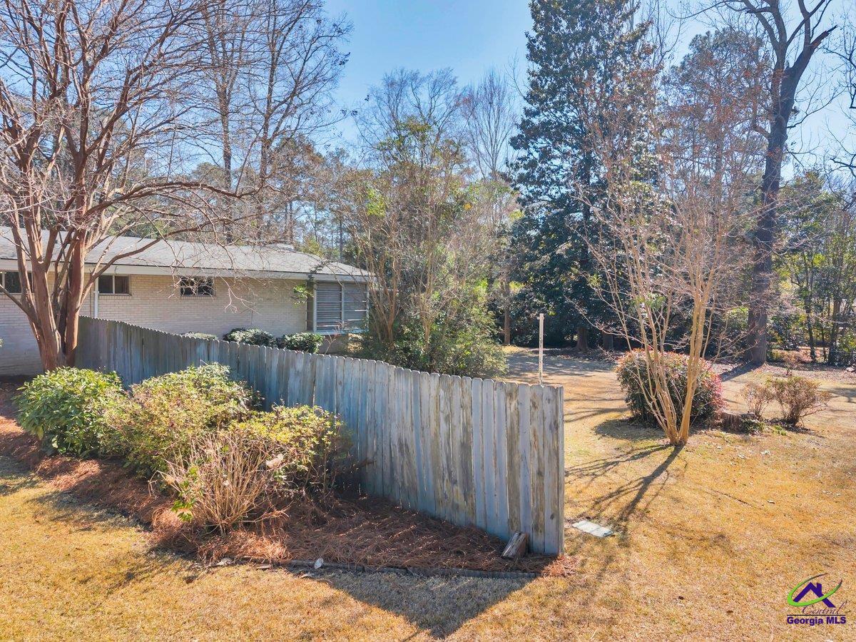 216 Pine Valley Drive