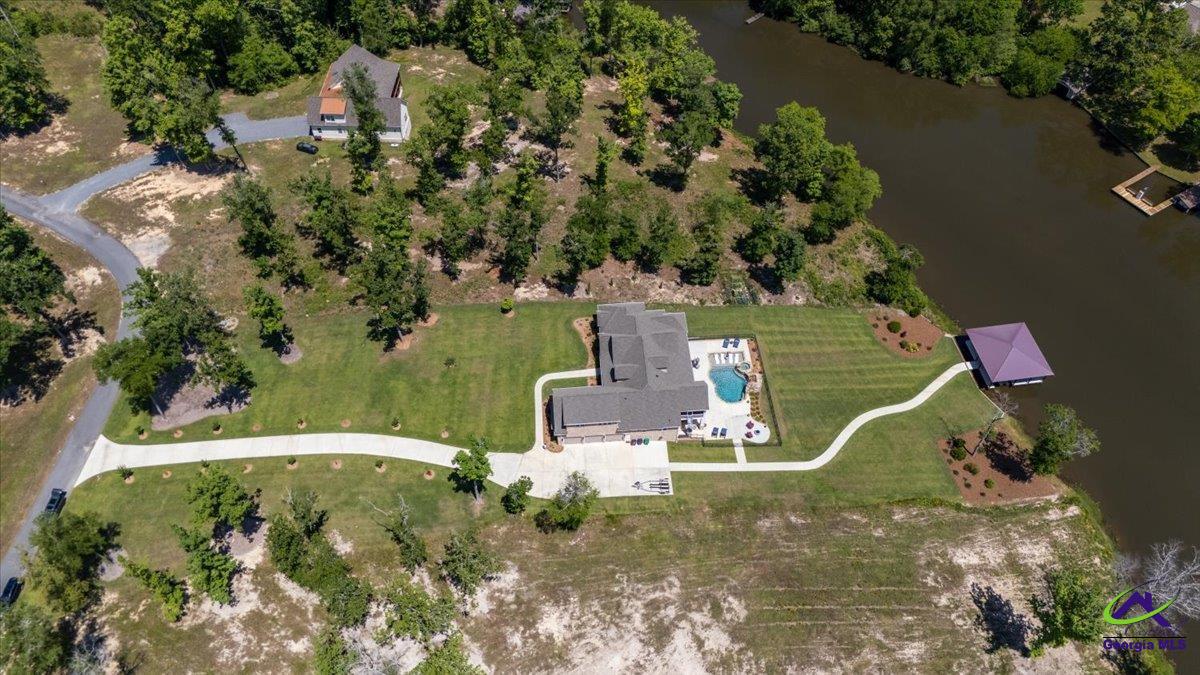 7287 Mosley Dixion Road