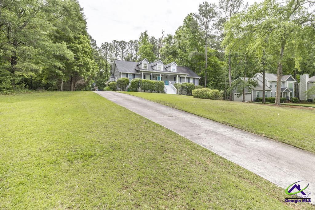 202 Rivoli Oaks Drive
