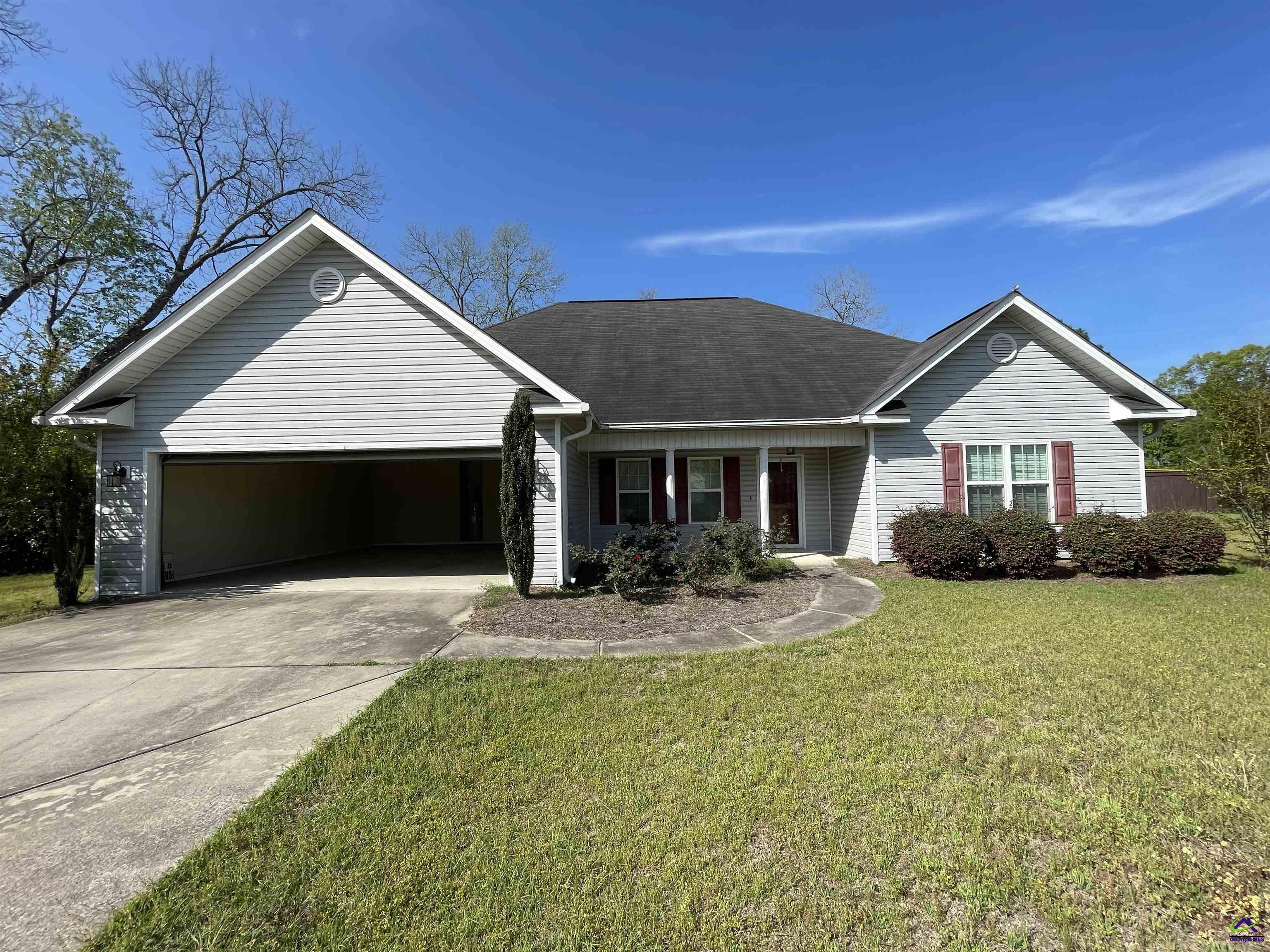 128 Horse Whisperer Lane