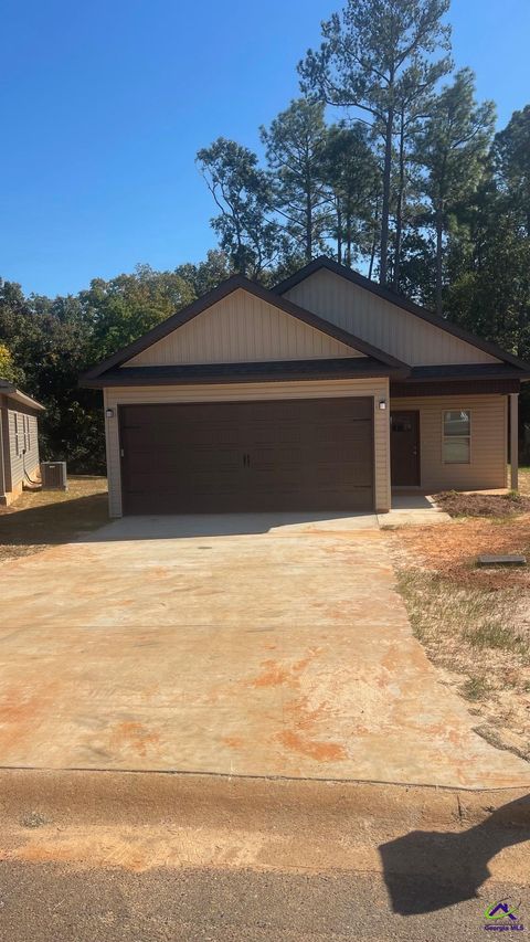 141 Rolling Woods Circle Warner Robins GA 31088