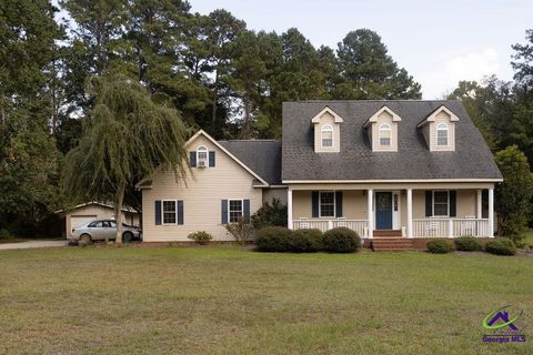 1513 Columbus Highway Hawkinsville GA 31036