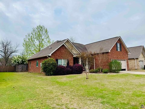 139 Parkview Grove Kathleen GA 31047