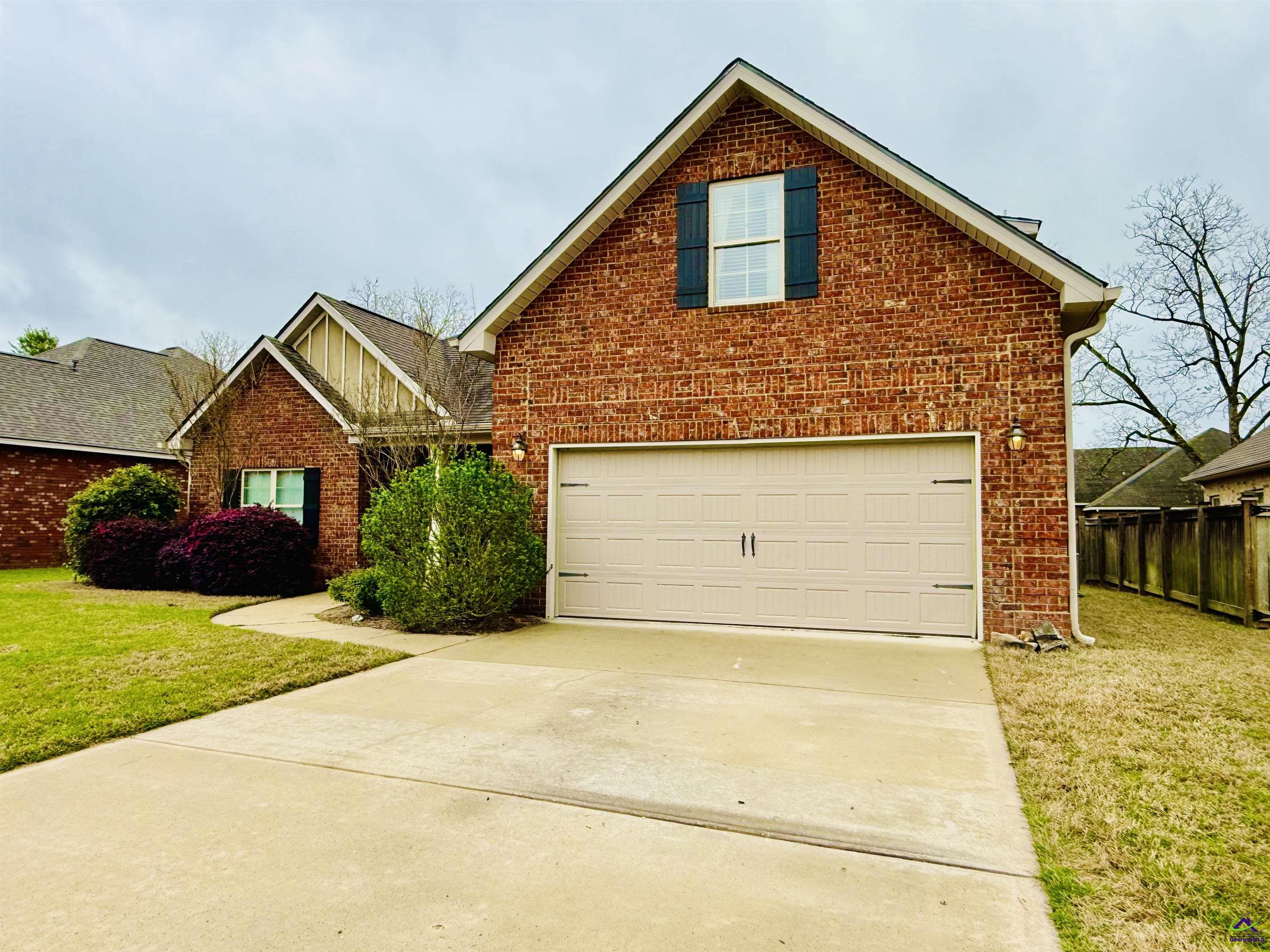 139 Parkview Grove