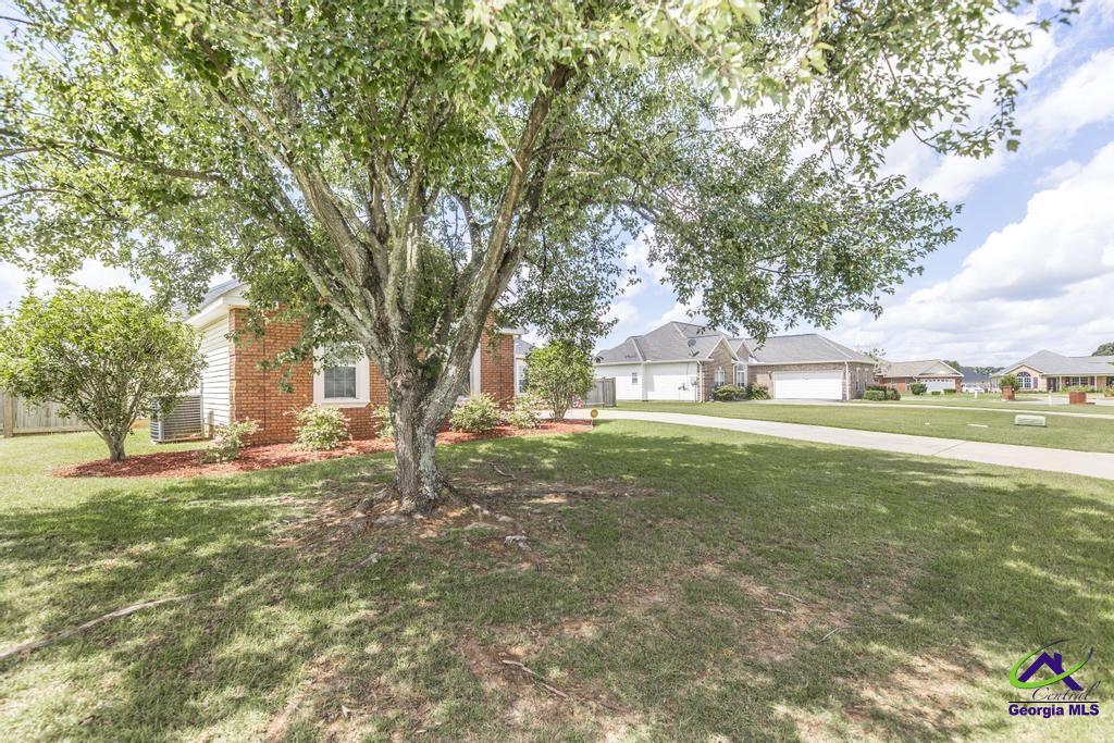 121 Elizabeth Drive