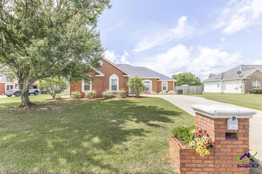 121 Elizabeth Drive