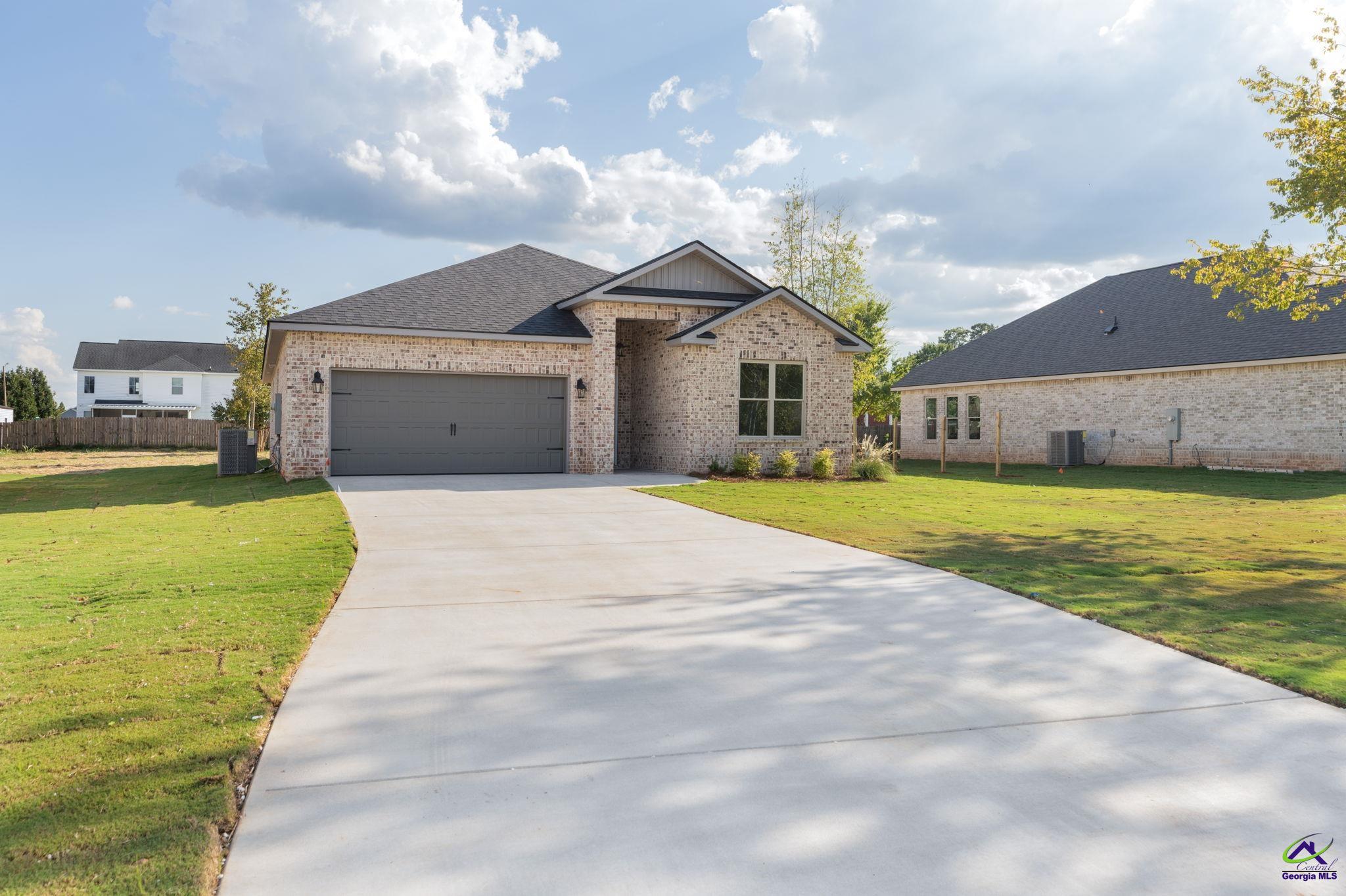 105 Mayberry Lane