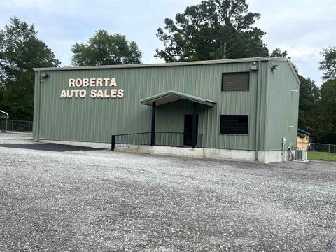 366 E Crusselle Street Roberta GA 31078