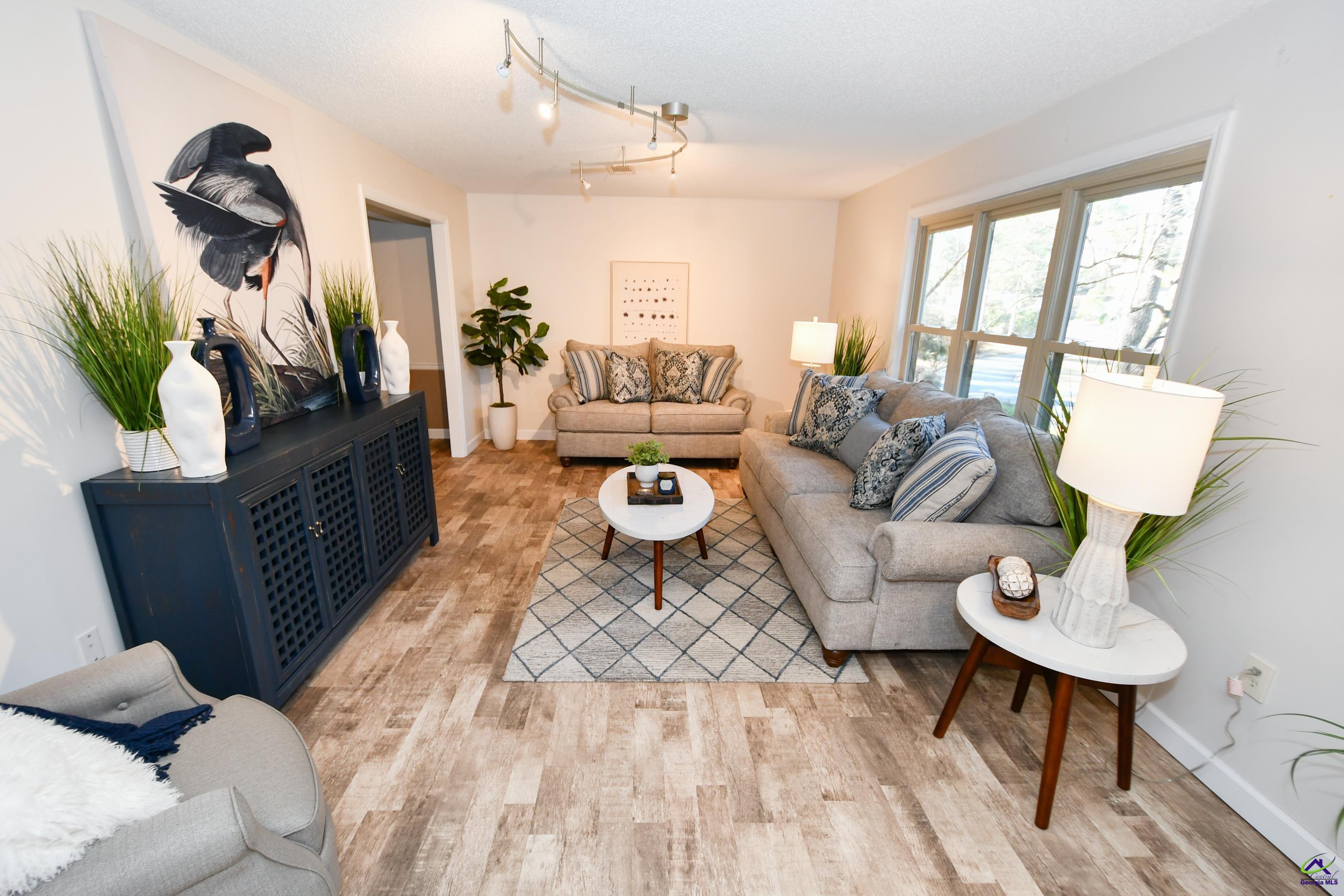 216 Shenandoah Trail
