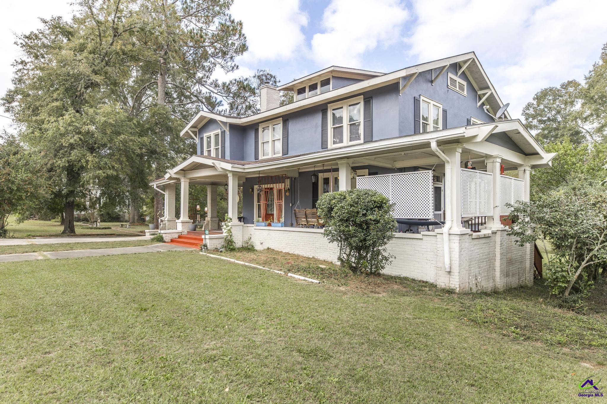 429 N Dooly Street