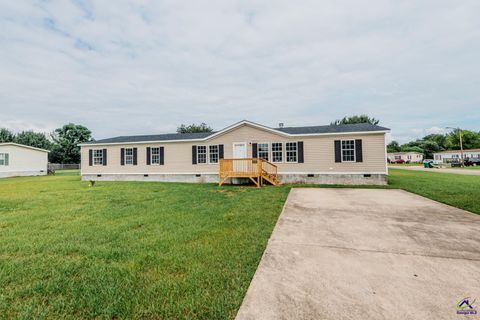 255 bayberry Drive Byron GA 31008
