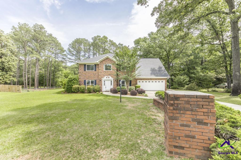 109 Molded Stone Place