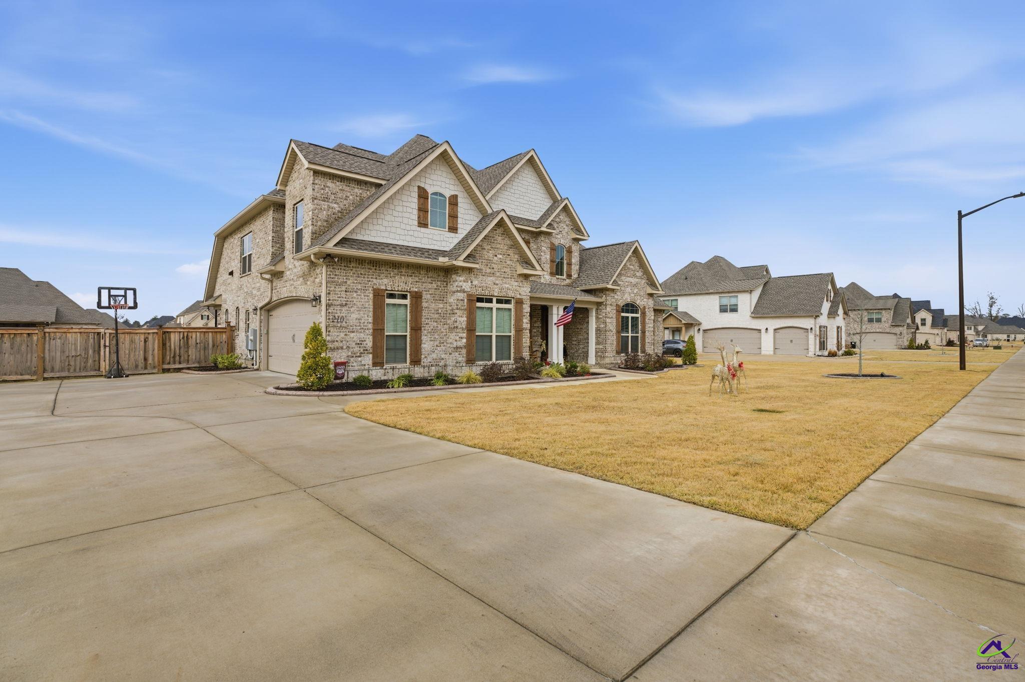 210 Bristleleaf Path