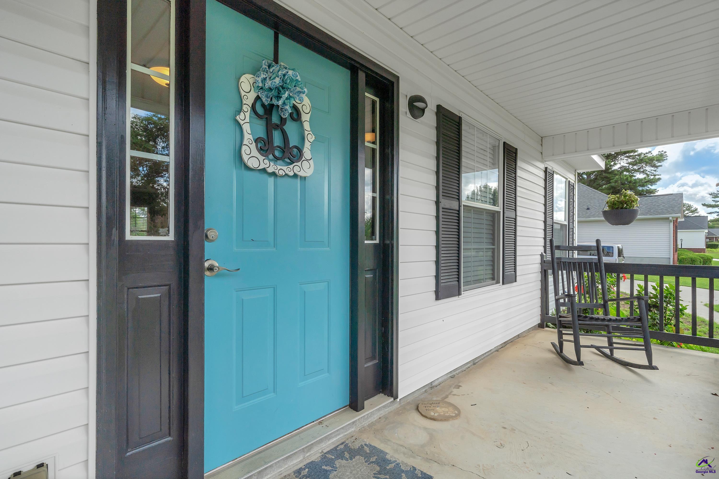 1122 Alma Drive
