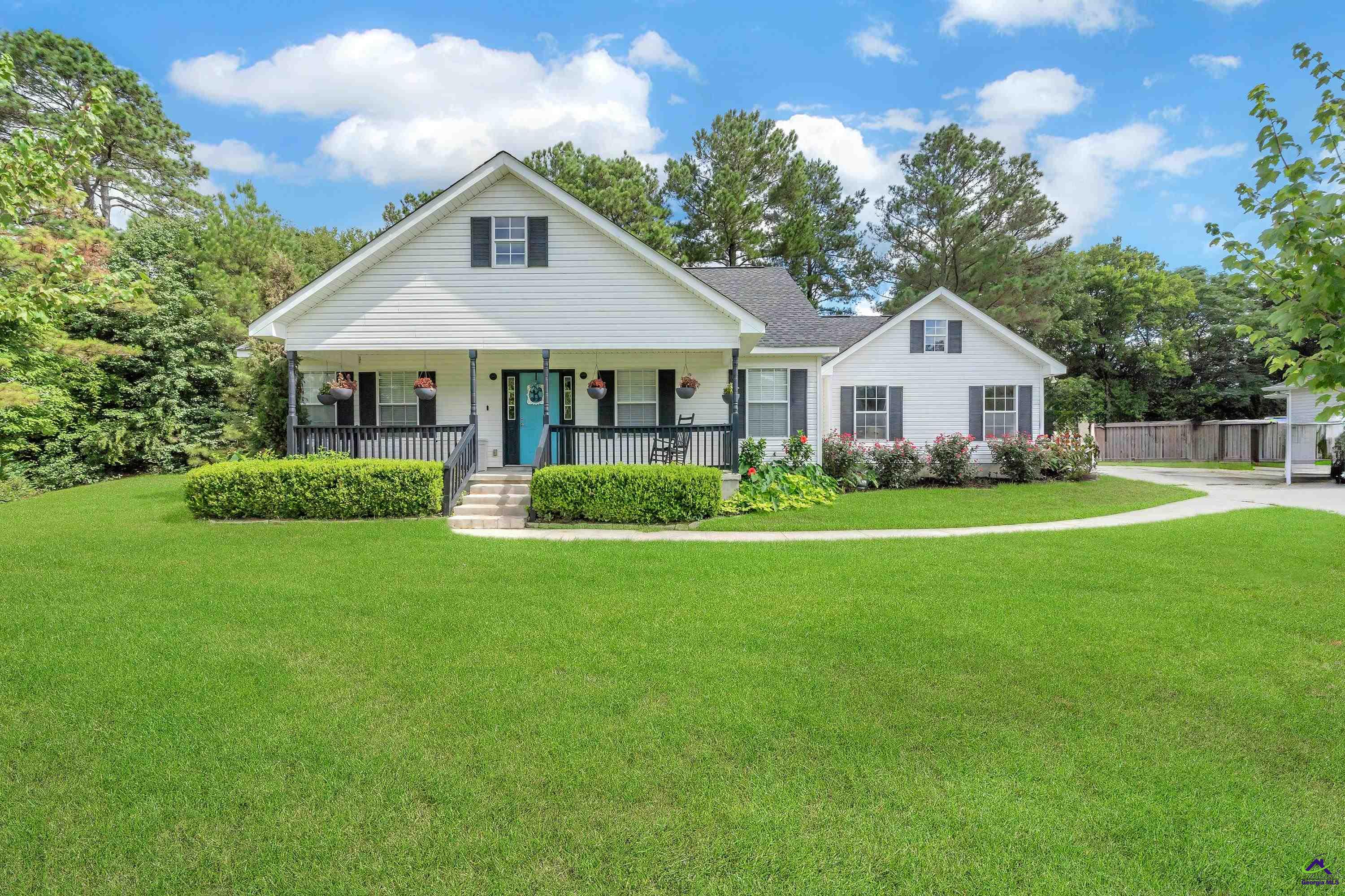 1122 Alma Drive