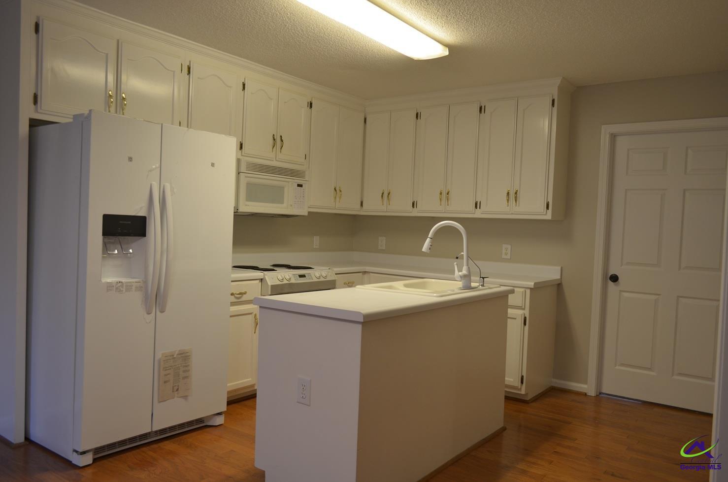 423 Windsor Court