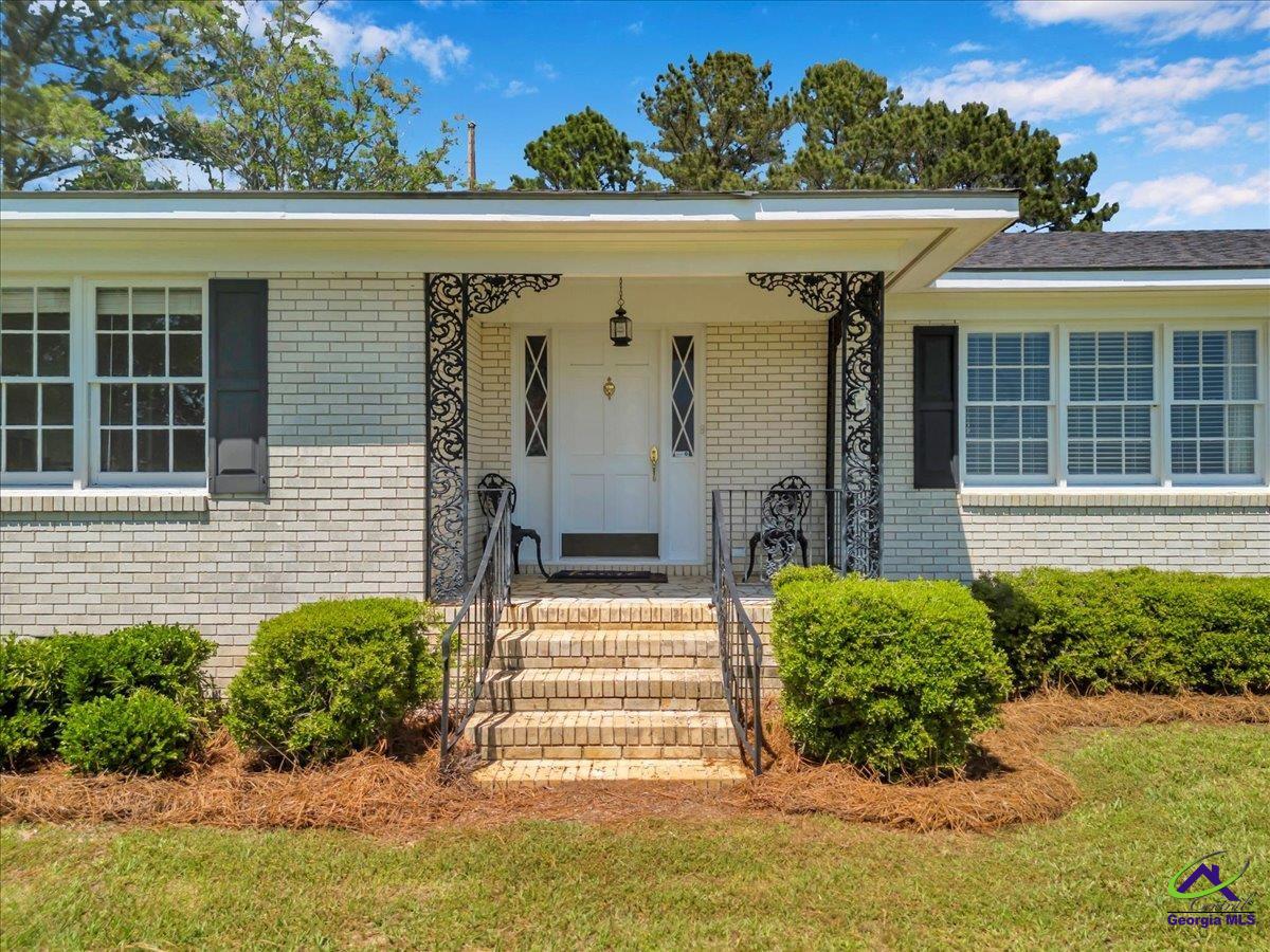 412 Red Dog Farm Road