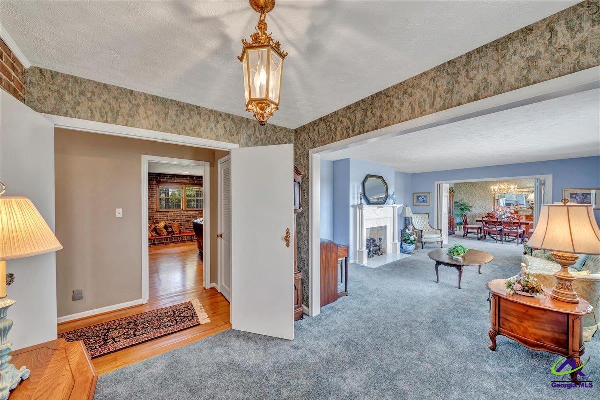 412 Red Dog Farm Road