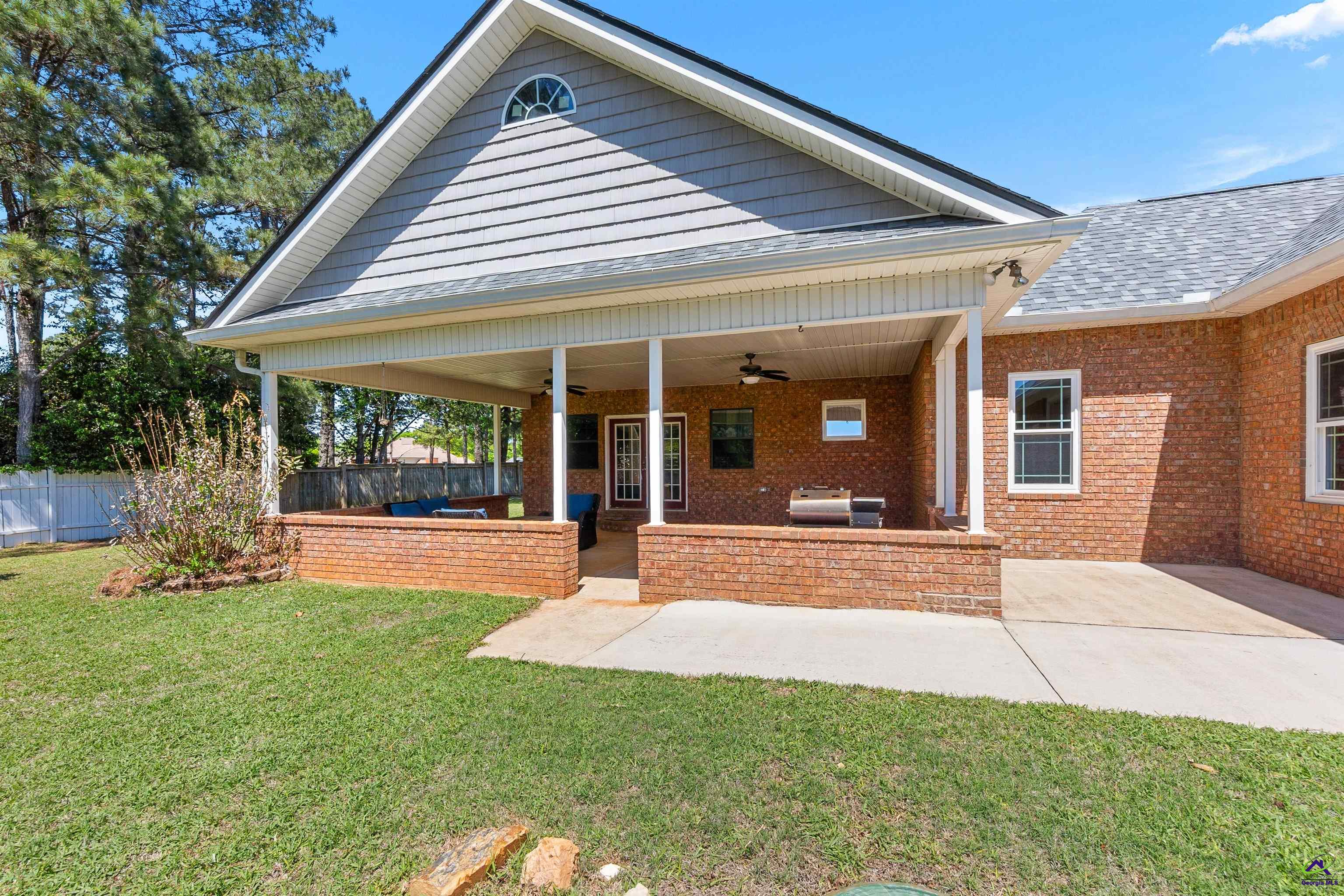 223 Hathersage Drive