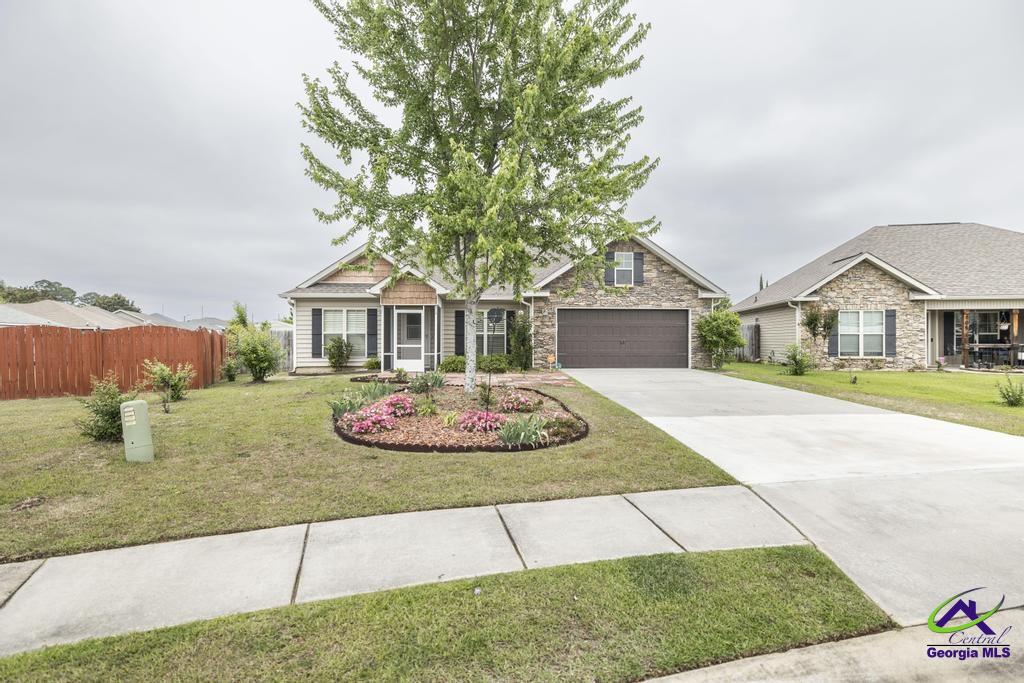 103 Savannah Ln