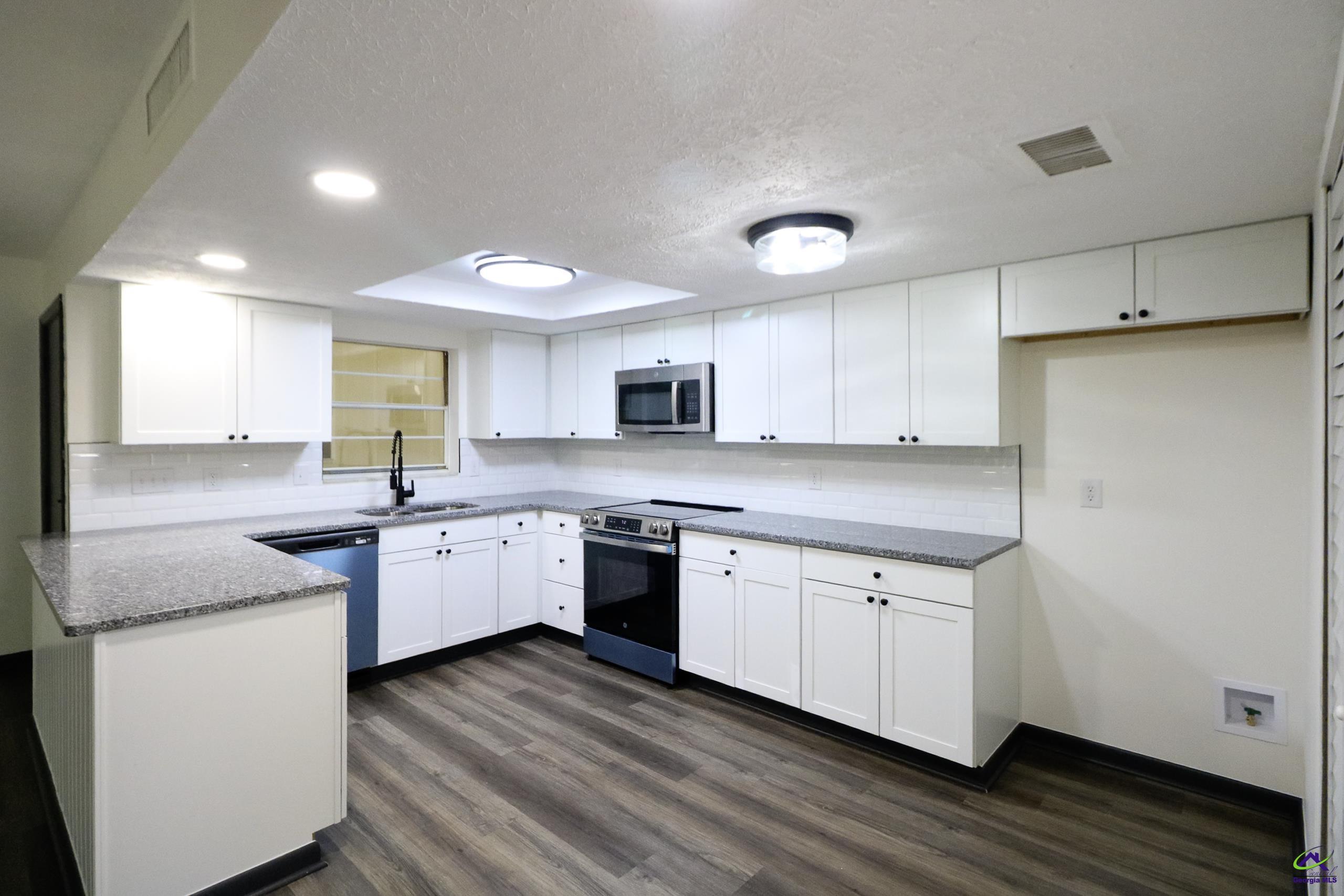 110B Westcliff Center