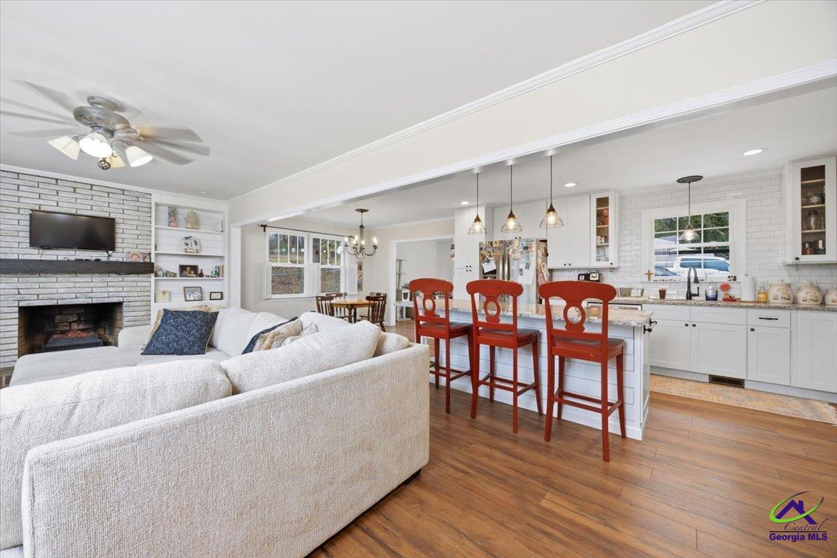 3015 Clairmont Avenue