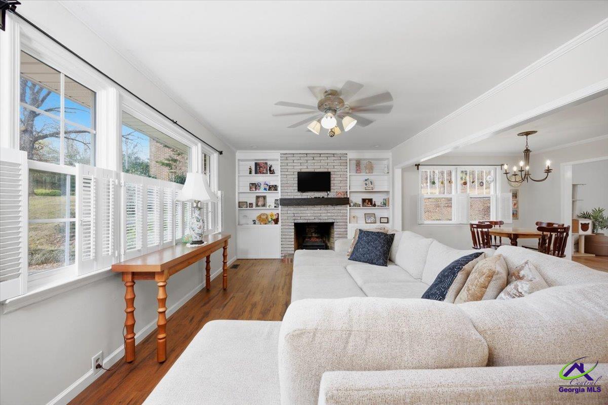 3015 Clairmont Avenue