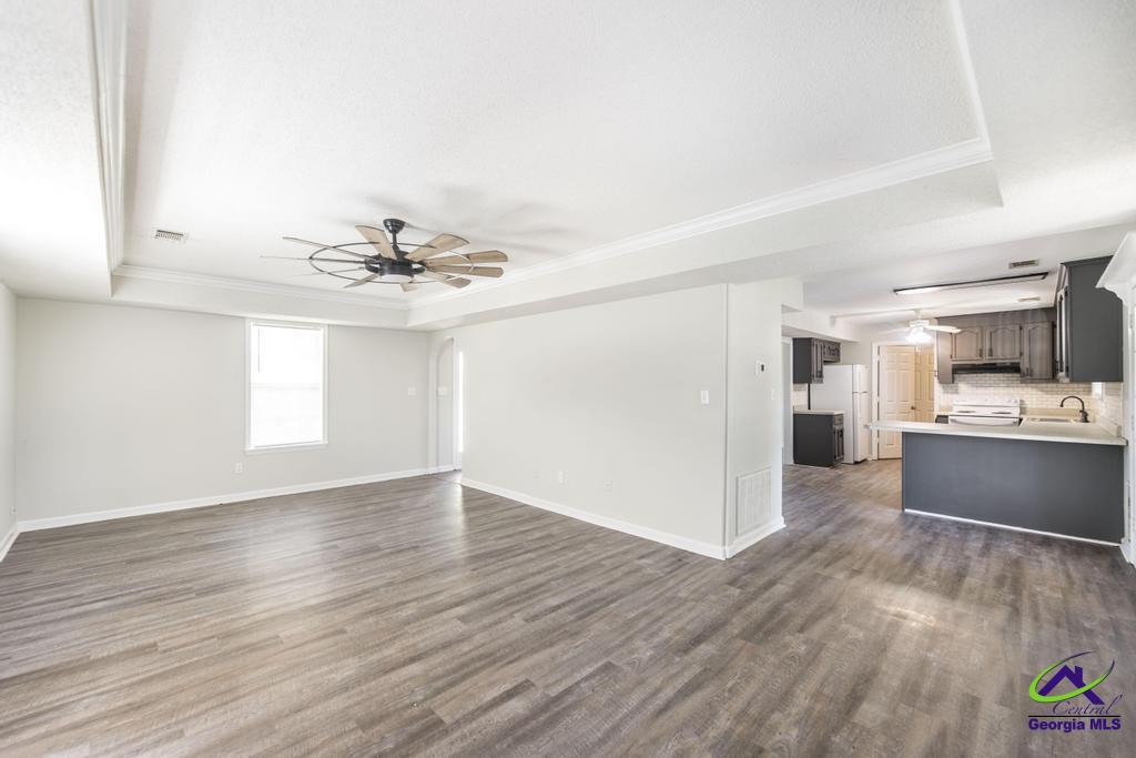 104 Driftwood Court