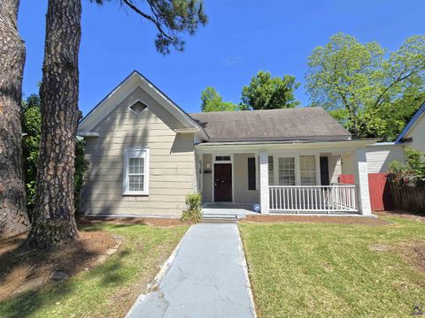 656 Woolfolk Street Macon GA 31217