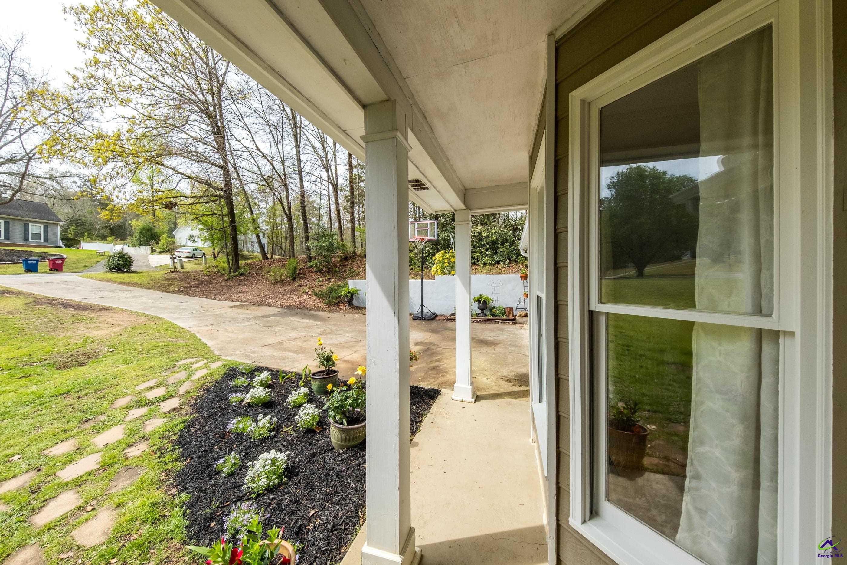 113 Rivoli Oaks Circle