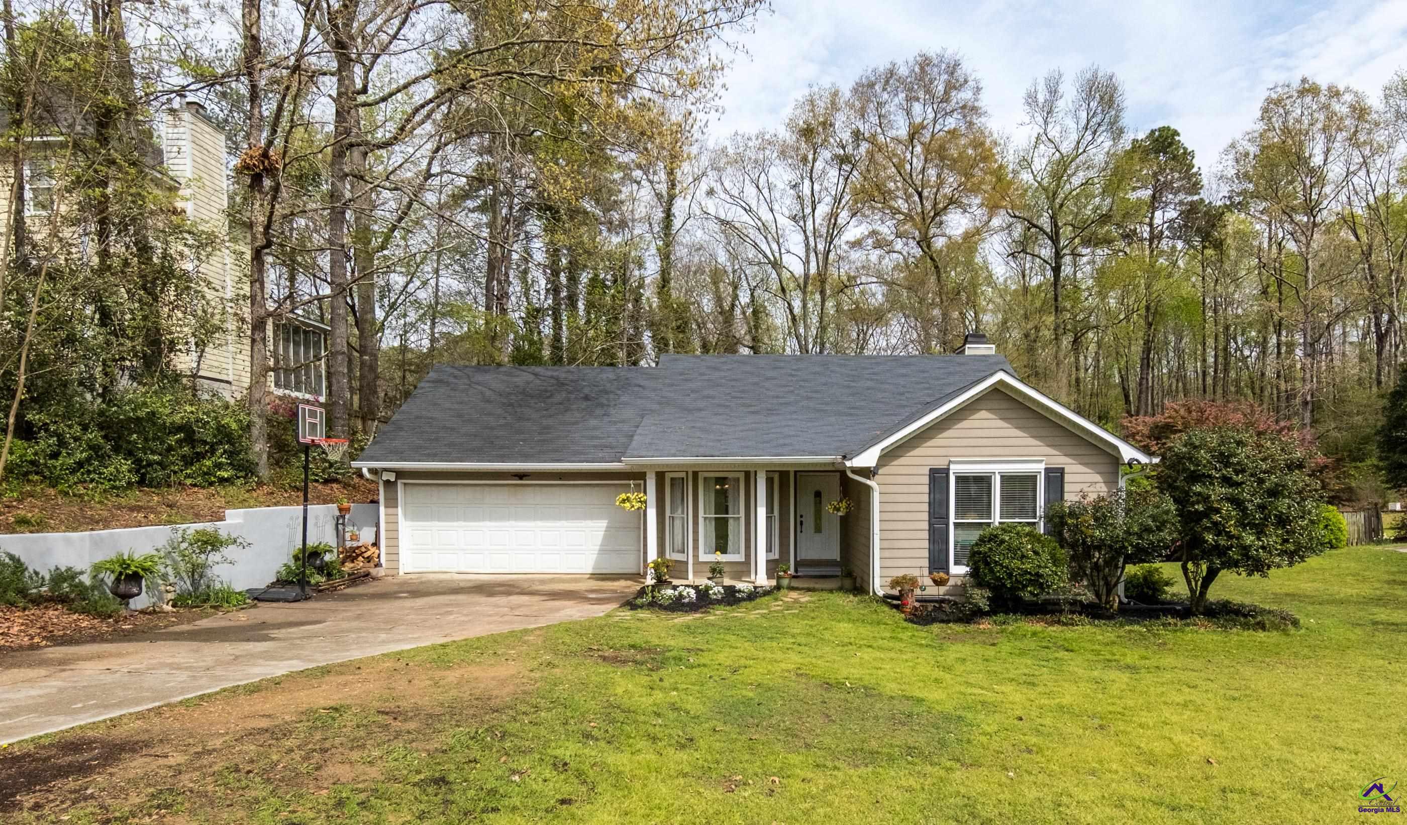 113 Rivoli Oaks Circle
