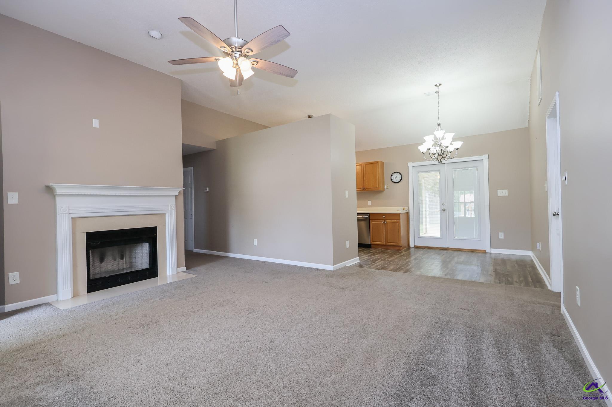 103 Lions Gate