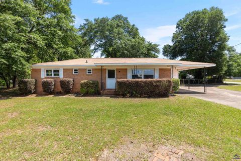 111 Miller Circle Centerville GA 31028