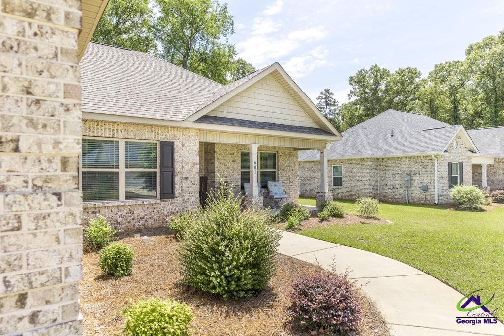 601 Hunt's Landing Drive