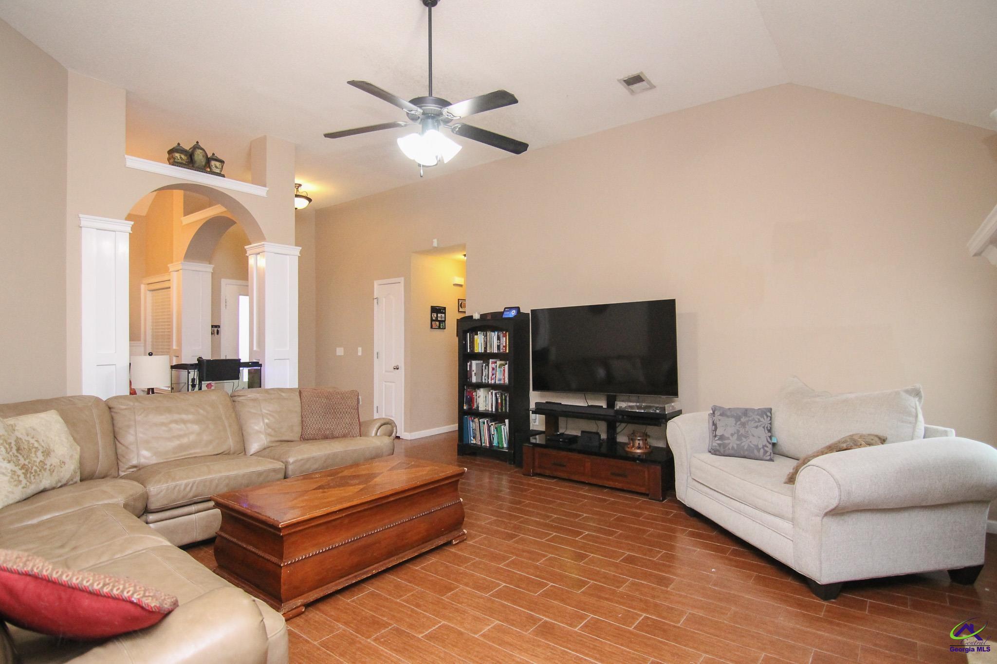 116 Thornton Drive