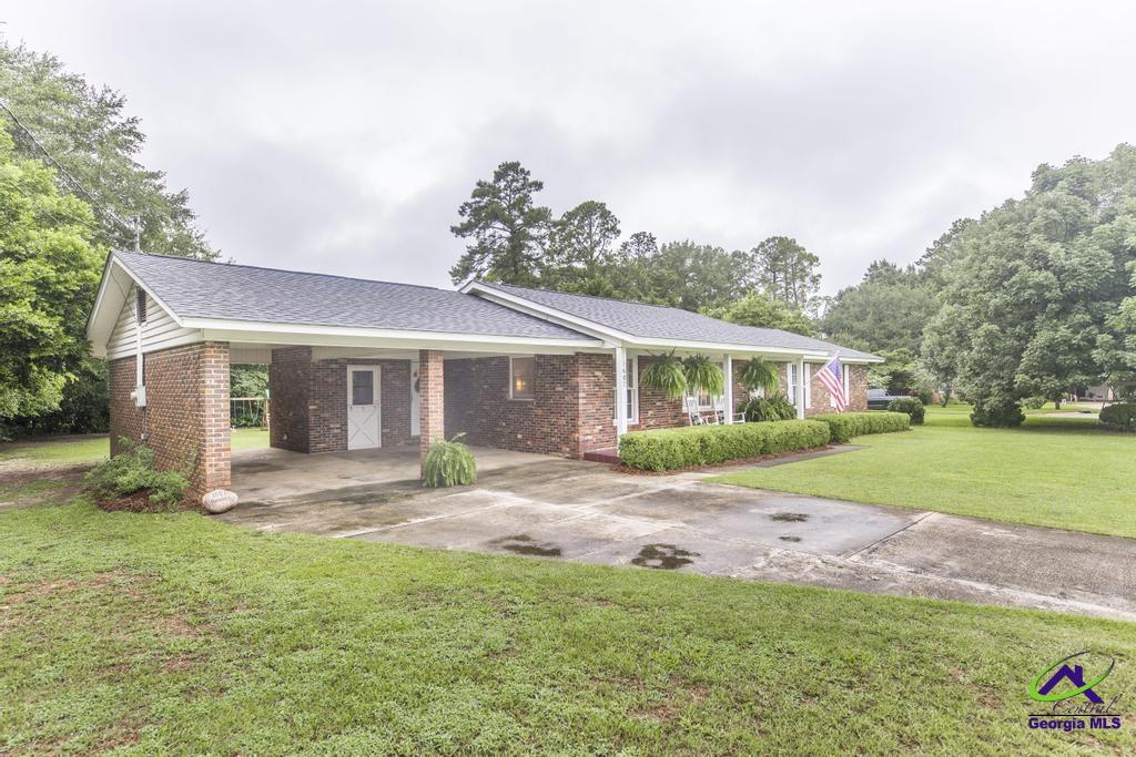 1607 Marshall Circle