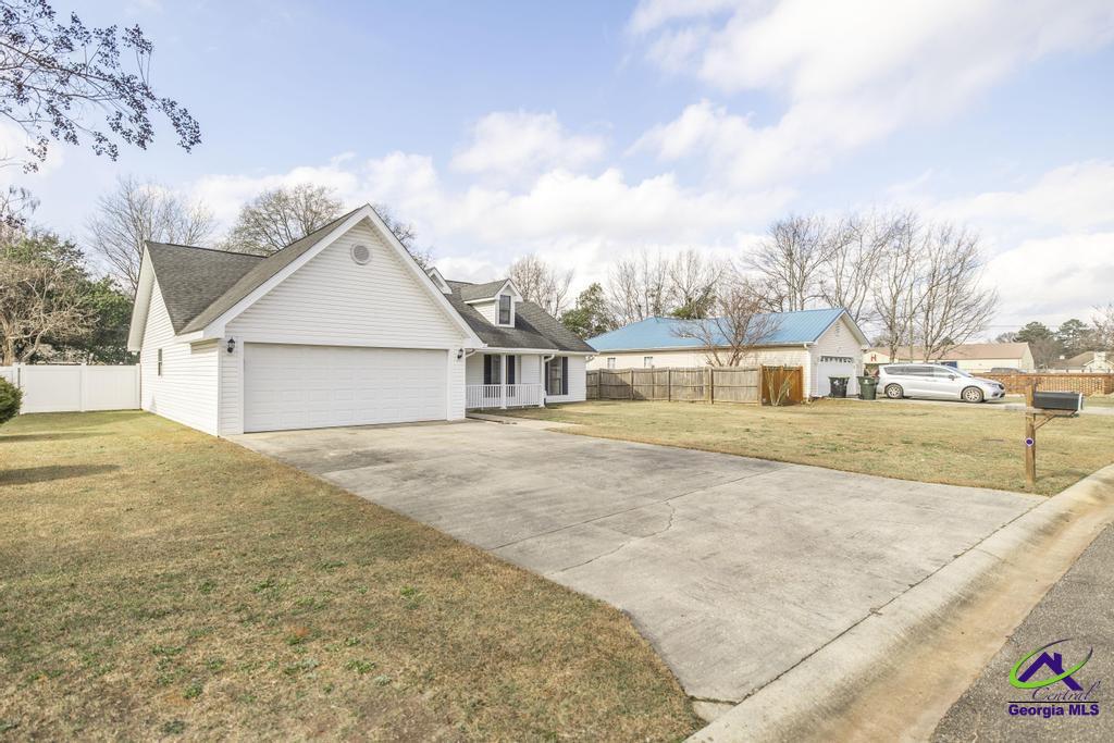 104 Fox Meadow Court