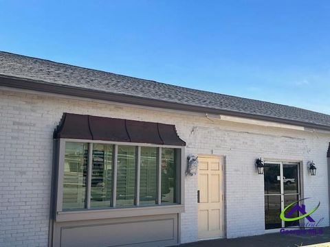 2016 E 16th Avenue Cordele GA 31015