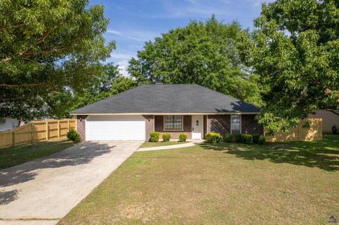 1418 Parkway Drive Perry GA 31069