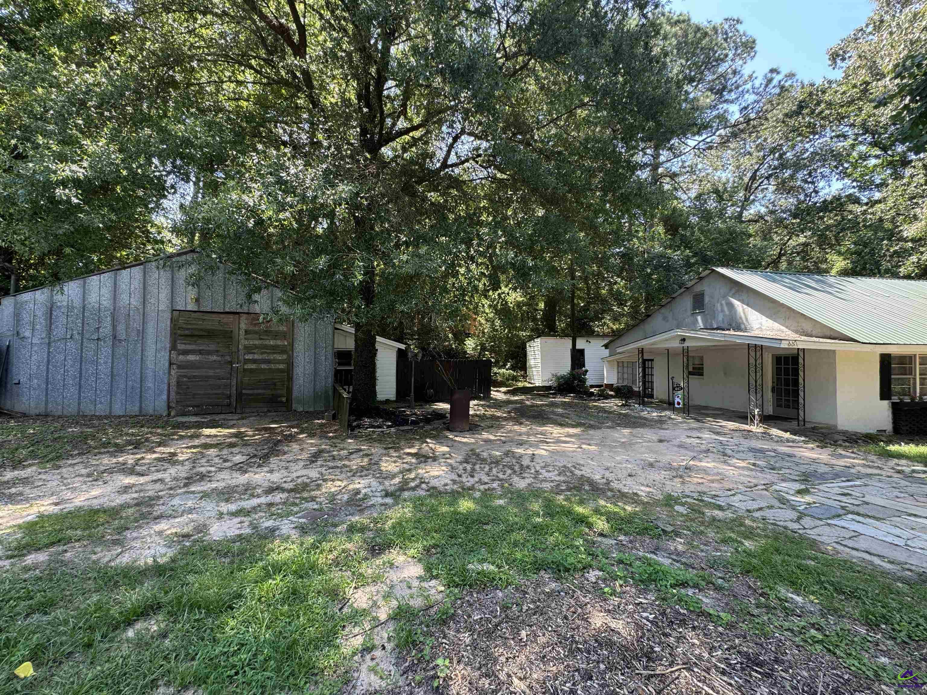 447 Hillside