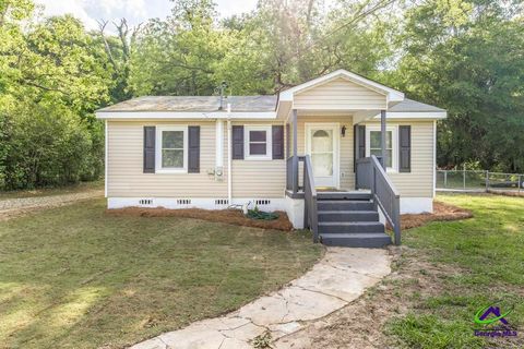 505 Martin Luther King Jr Dr Perry GA 31069