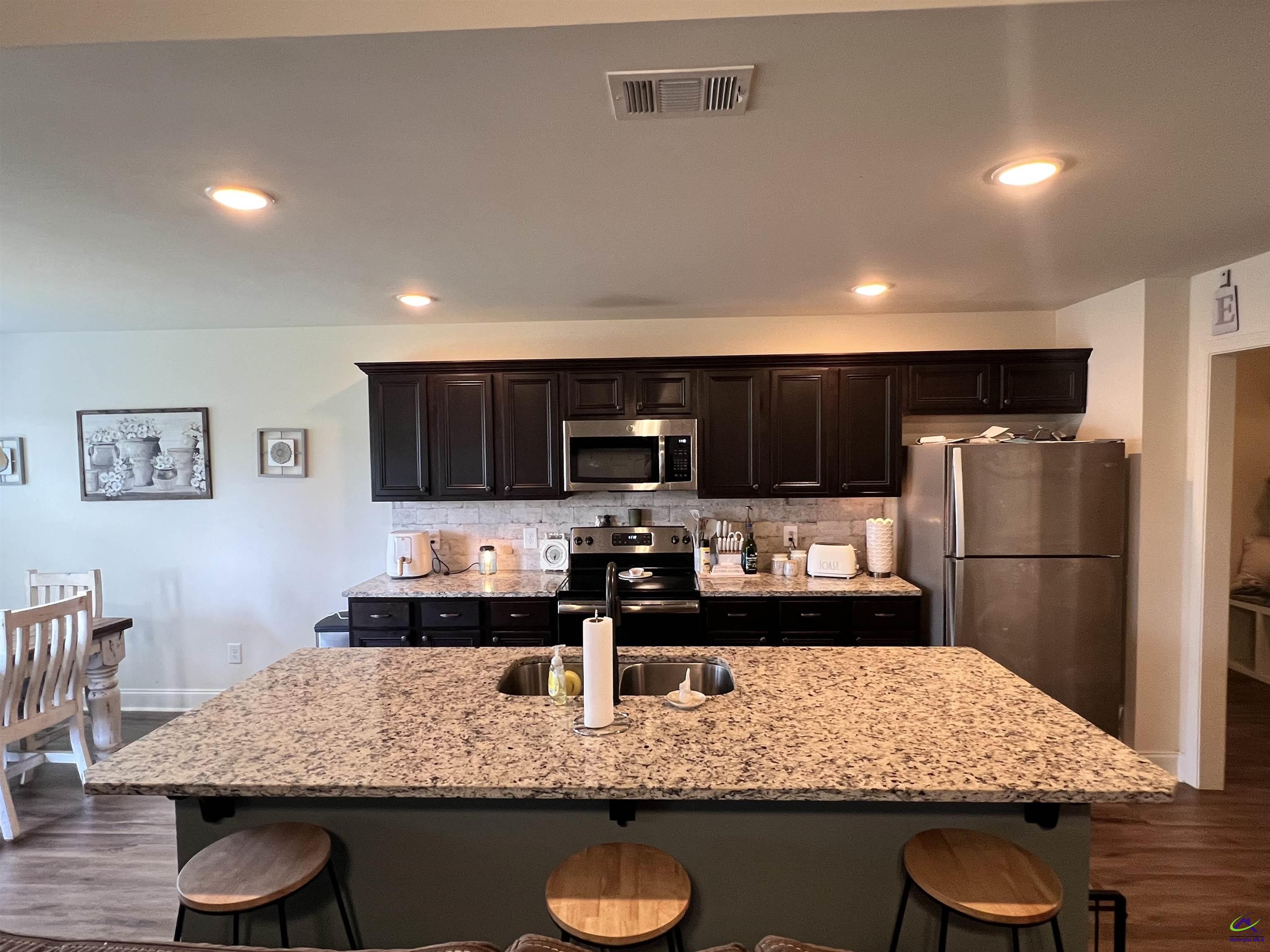 115 Worchester Circle