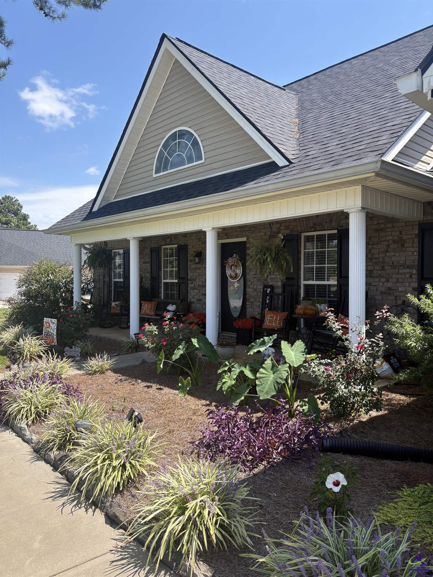 320 Ellicott Drive