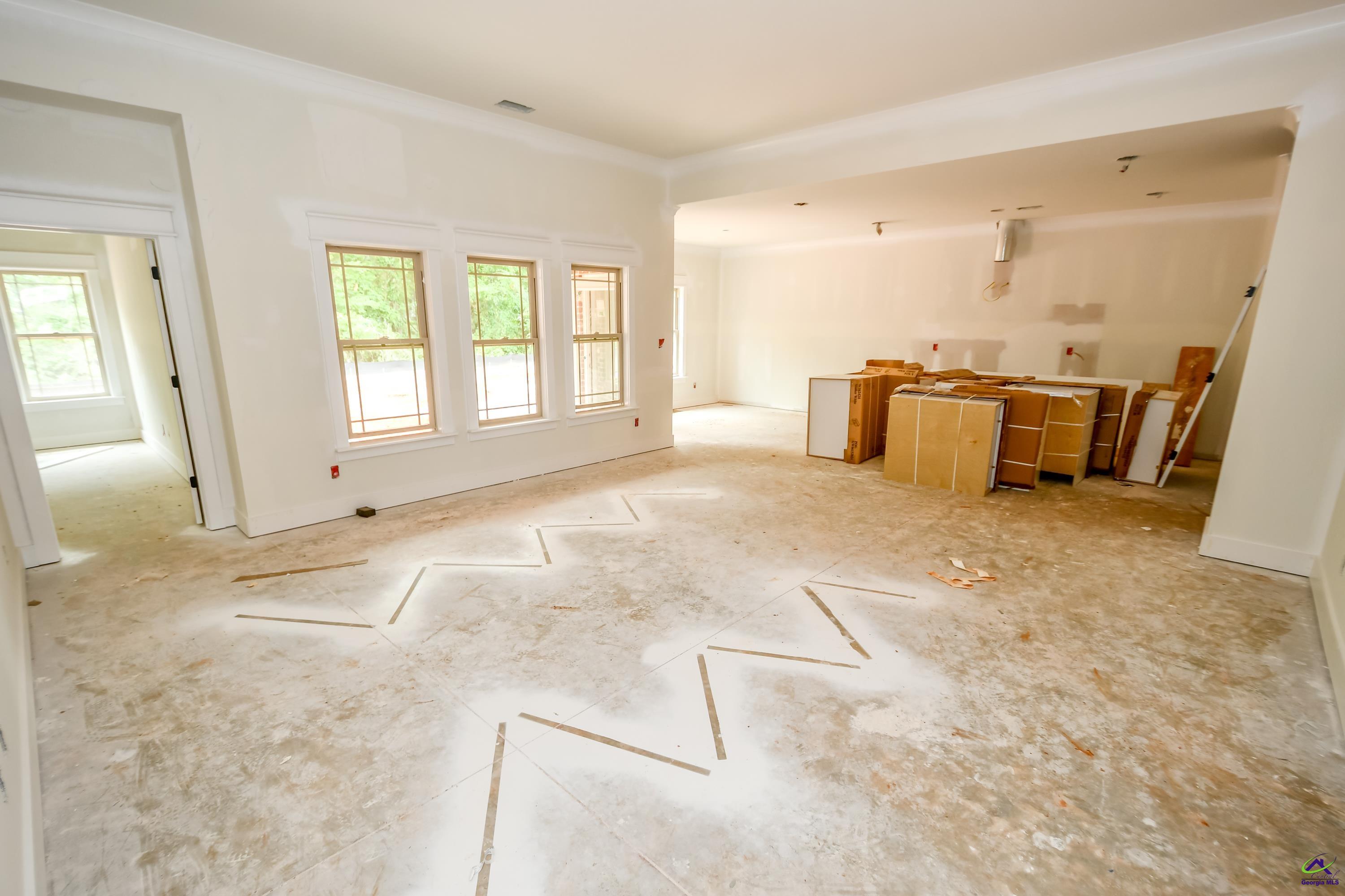 211 Willowbrook Lane
