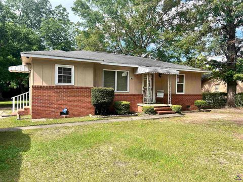 708 Princess Avenue Fort Valley GA 31030